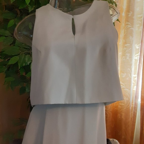 Hunter Bell New York Size 4 Layered top - Picture 1 of 7